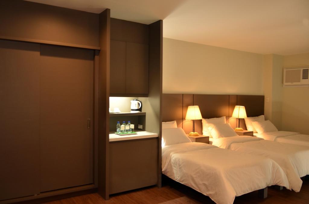 Rivermount Hotel y Resort Sarrat Exterior foto