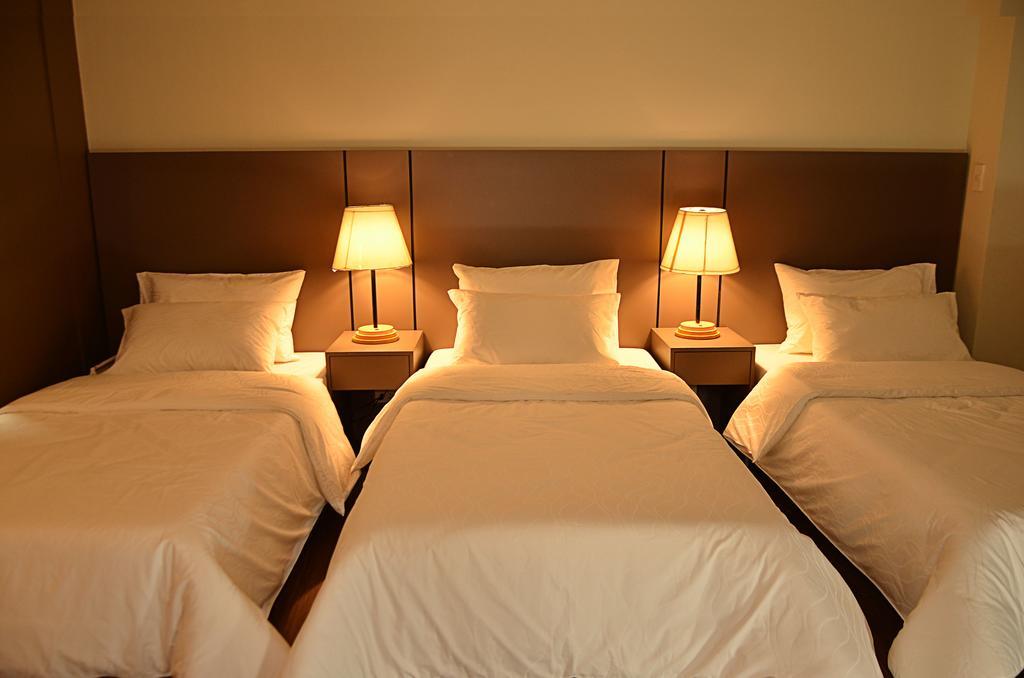 Rivermount Hotel y Resort Sarrat Exterior foto
